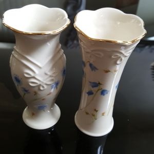 2 Lenox 5", blue flowers, on ivory, vases
